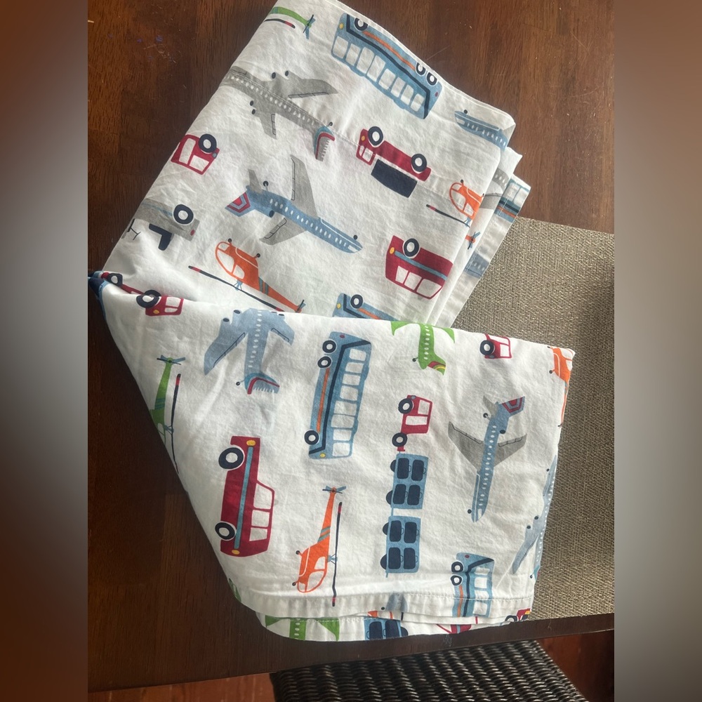 Pottery Barn Kids top twin sheets and lanes and automobile‎